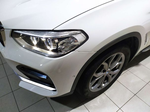 BMW X4 xDrive 140 kW image number 3