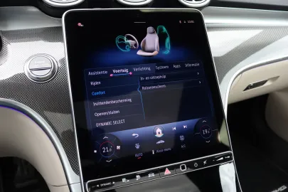 Car image 38