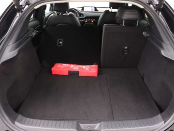 Car image 37