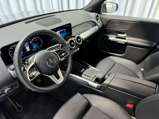 Mercedes-Benz GLB 180 85 kW image number 10