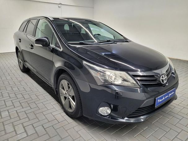 Toyota Avensis S 108 kW image number 7