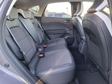 Car image 15