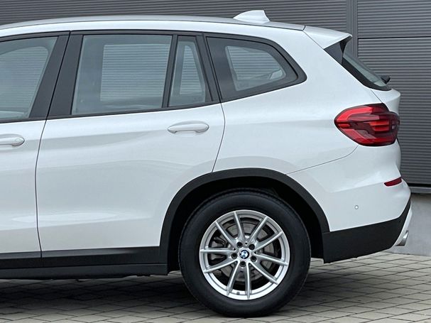 BMW X3 xDrive 140 kW image number 13