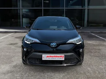 Car image 3