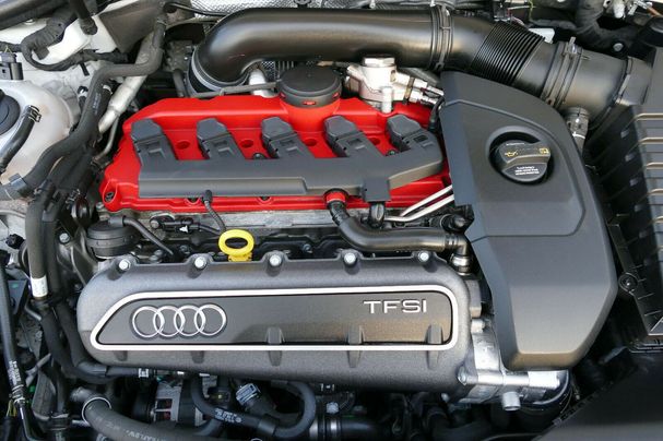 Audi RS3 2.5 TFSI quattro S tronic Sportback 270 kW image number 30