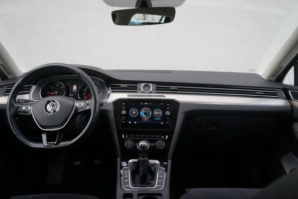 Volkswagen Passat 110 kW image number 21