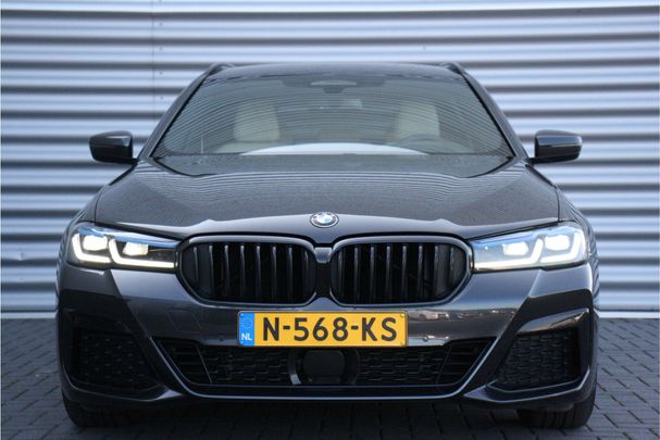 BMW 530i Touring 185 kW image number 3