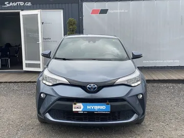 Car image 3