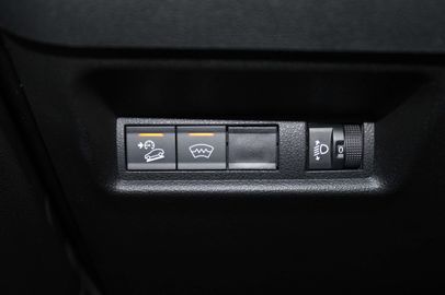 Car image 37