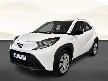Car image 19
