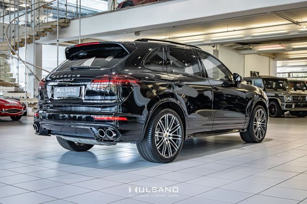 Porsche Cayenne Turbo S 419 kW image number 4