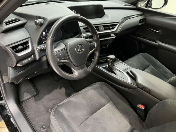 Lexus UX 250h 135 kW image number 11