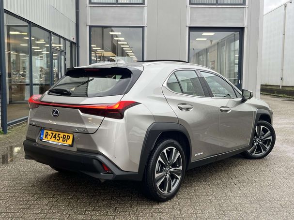 Lexus UX 250h 135 kW image number 2