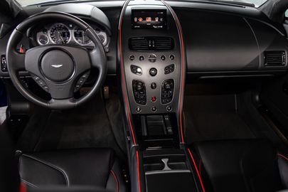 Car image 26