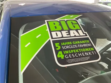 Car image 28