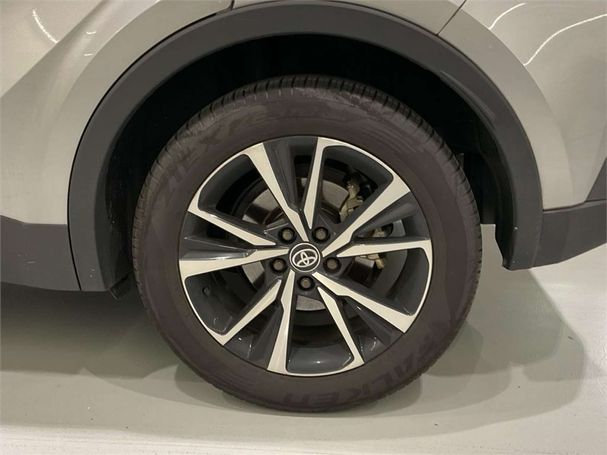 Toyota C-HR 145 kW image number 16