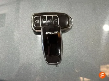 Car image 33