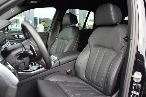 BMW X5 M 50d xDrive 294 kW image number 25