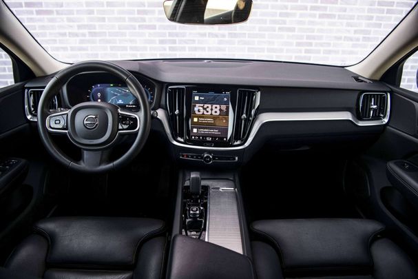 Volvo V60 B3 Plus 120 kW image number 4