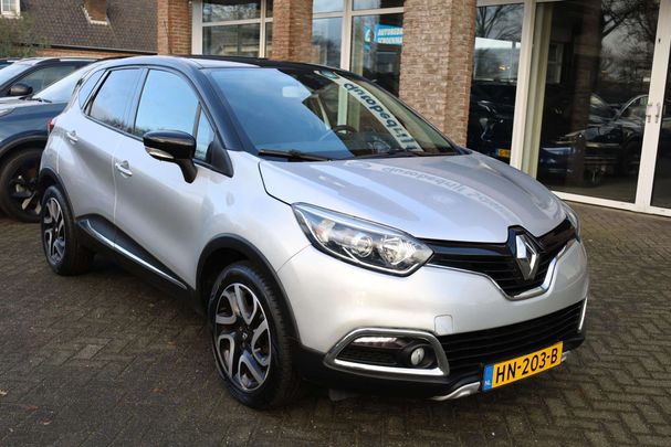 Renault Captur TCe Dynamique 66 kW image number 3