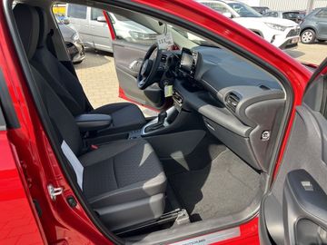 Car image 15