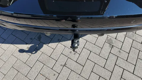 Car image 34
