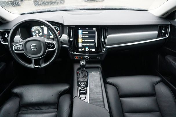 Volvo V90 D4 Momentum 140 kW image number 13