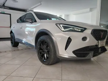Car image 40