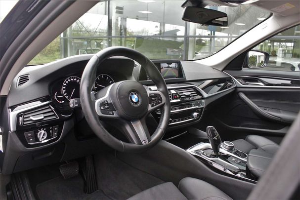 BMW 520i 135 kW image number 10