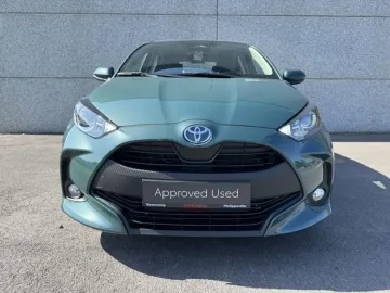 Car image 2