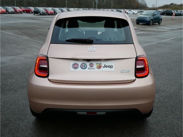 Fiat 500 e 42 kWh 87 kW image number 4