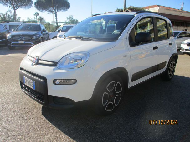 Fiat Panda Cross 1.0 Hybrid City 51 kW image number 1