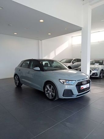 Audi A1 30 TFSI S tronic Sportback Advanced 81 kW image number 2