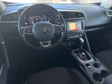 Car image 37