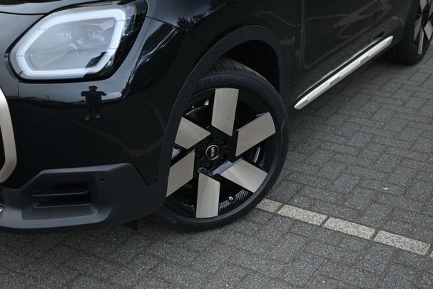 Mini Countryman S Favoured Trim ALL4 160 kW image number 14