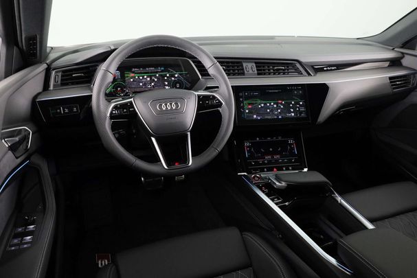 Audi SQ8 quattro e-tron 370 kW image number 16