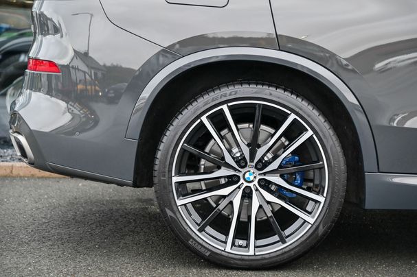 BMW X5 M50i xDrive 390 kW image number 42