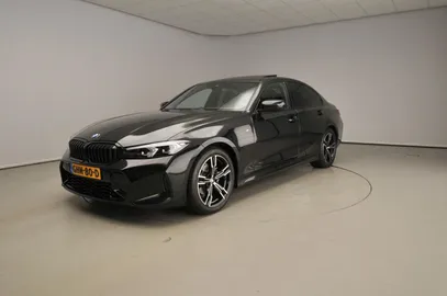 Car image 43