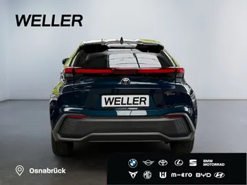 Car image 3