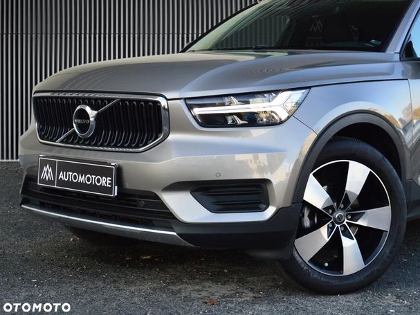 Volvo XC40 T3 Momentum 120 kW image number 1