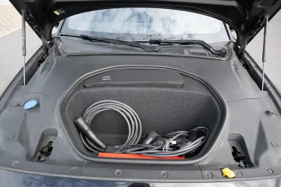Car image 37