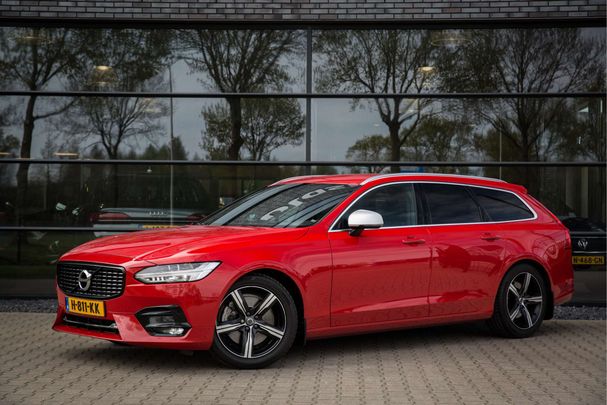 Volvo V90 T4 140 kW image number 1