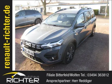 Car image 14