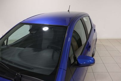 Car image 30