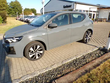 Car image 2