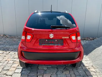 Car image 5