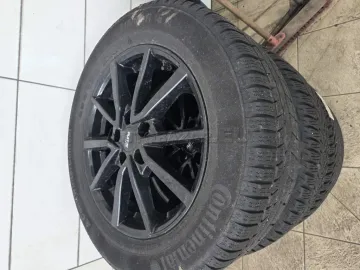 Car image 31