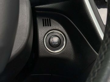 Car image 33