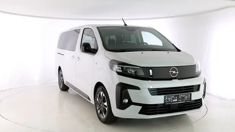 Car image 34
