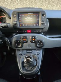 Car image 25